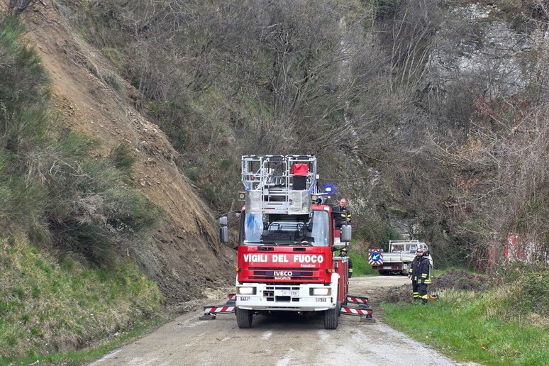 - RIPRODUZIONE RISERVATA