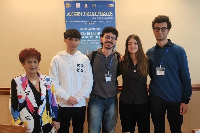 - RIPRODUZIONE RISERVATA