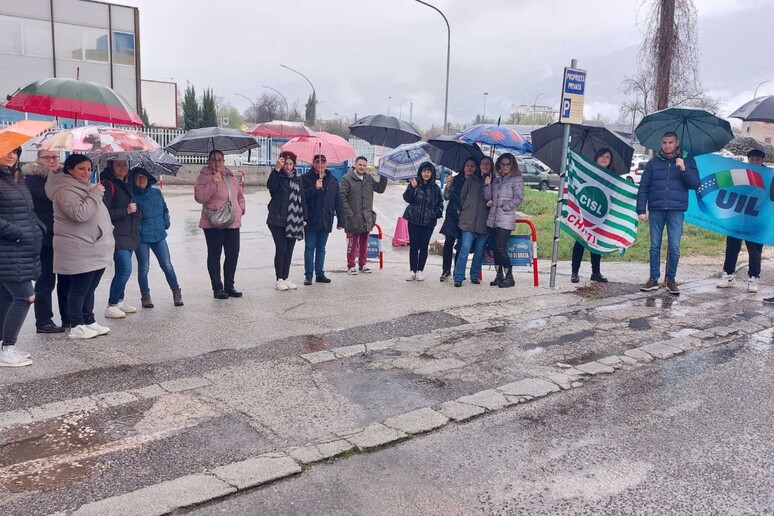 - RIPRODUZIONE RISERVATA