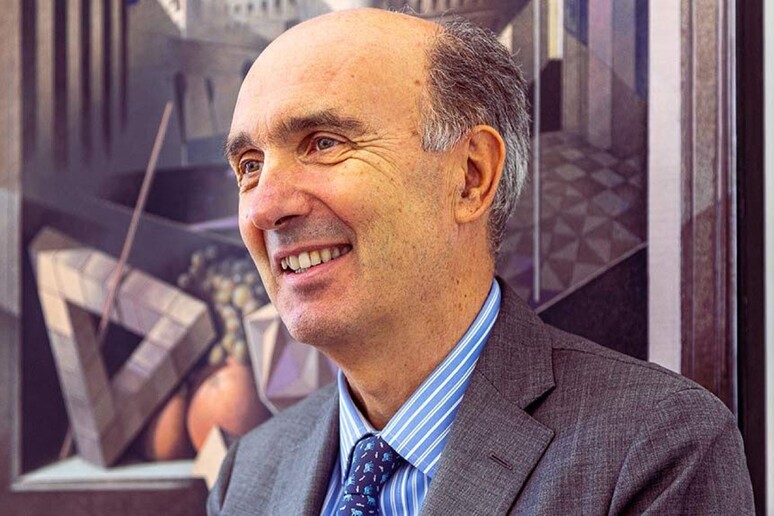 - RIPRODUZIONE RISERVATA