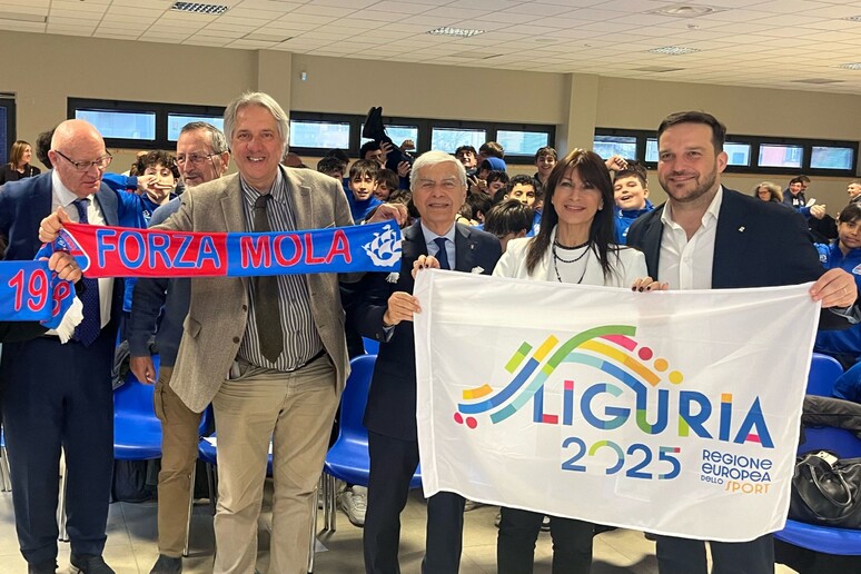 - RIPRODUZIONE RISERVATA