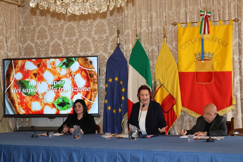 - RIPRODUZIONE RISERVATA