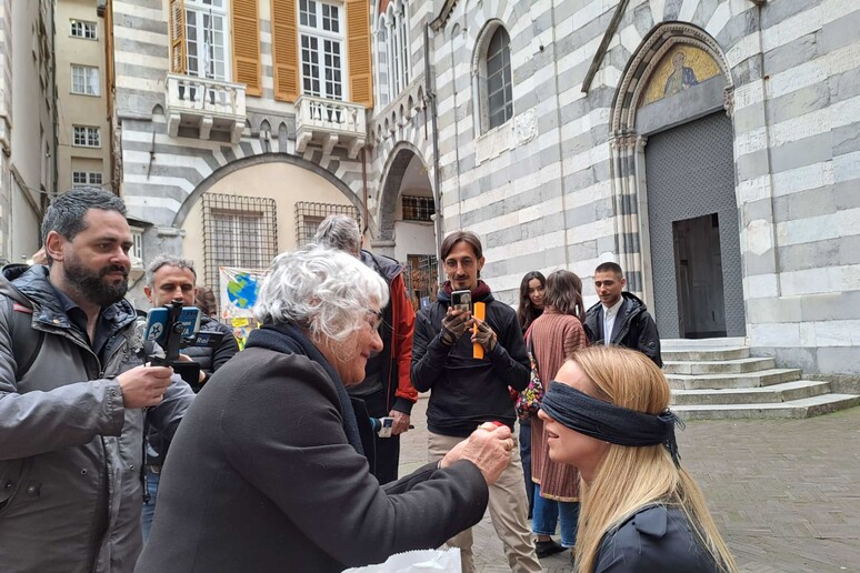 - RIPRODUZIONE RISERVATA