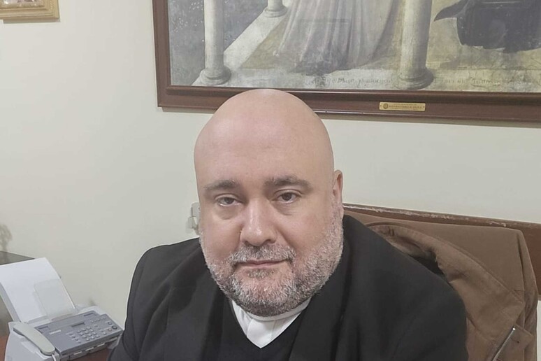 - RIPRODUZIONE RISERVATA