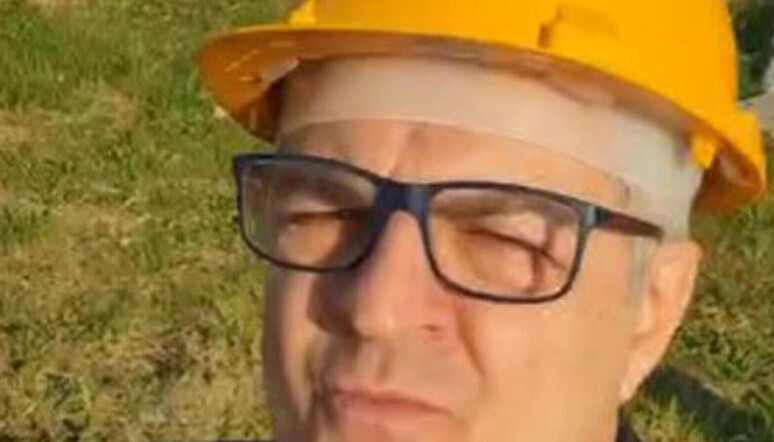 'I cantieri di Gualtieri ' su tik tok con videoparodia di Baldelli - RIPRODUZIONE RISERVATA