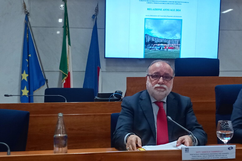 - RIPRODUZIONE RISERVATA