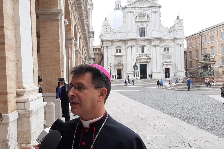 - RIPRODUZIONE RISERVATA