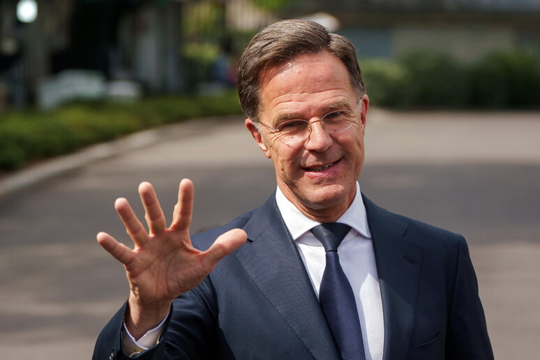 Rutte: " 'Kiev forte è il modo migliore per una pace giusta" © ANSA/EPA