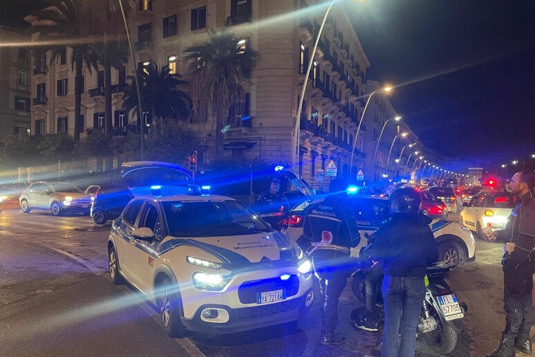 - RIPRODUZIONE RISERVATA