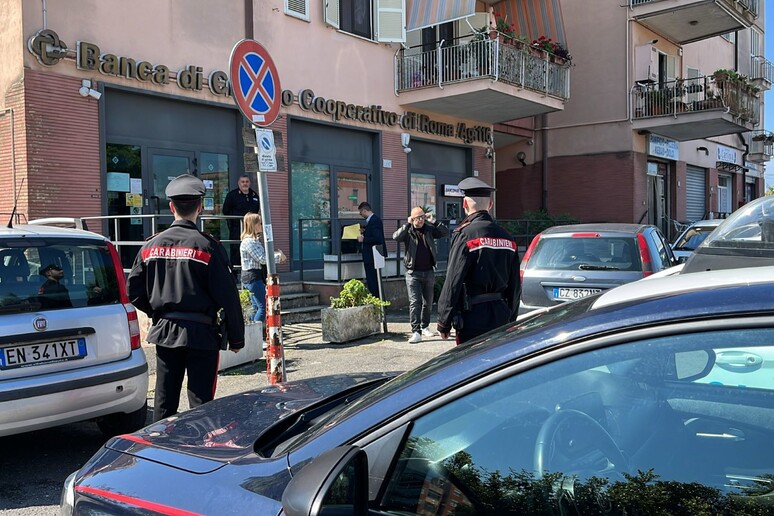 - RIPRODUZIONE RISERVATA