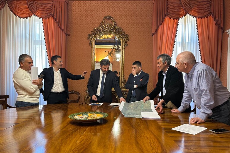 - RIPRODUZIONE RISERVATA