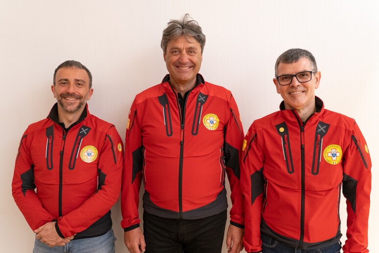 - RIPRODUZIONE RISERVATA