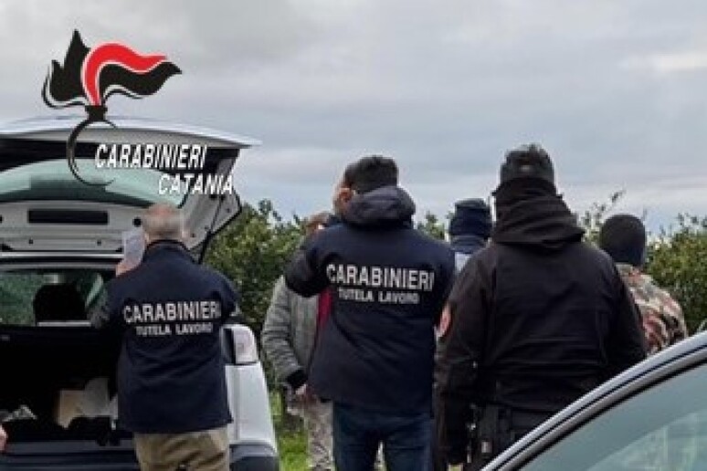 - RIPRODUZIONE RISERVATA