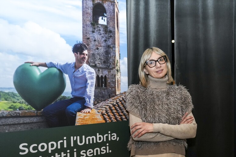 - RIPRODUZIONE RISERVATA