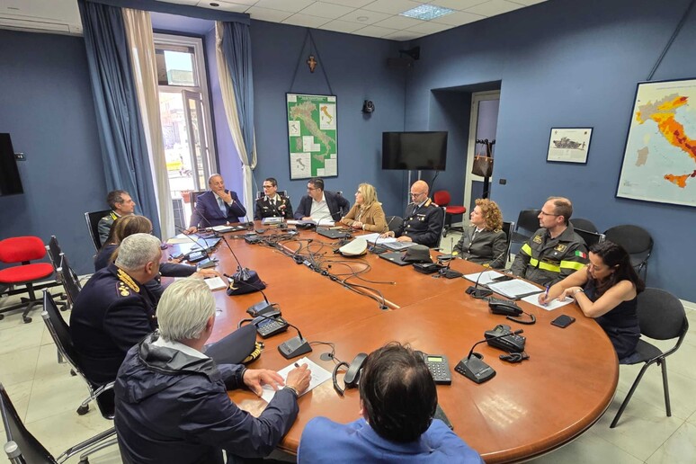 - RIPRODUZIONE RISERVATA