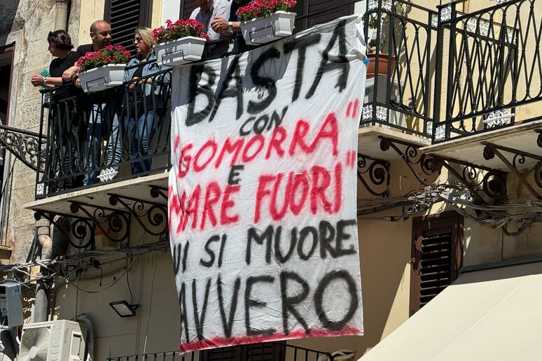 - RIPRODUZIONE RISERVATA