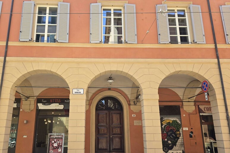 - RIPRODUZIONE RISERVATA