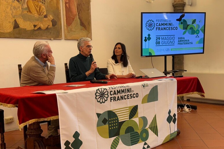 - RIPRODUZIONE RISERVATA